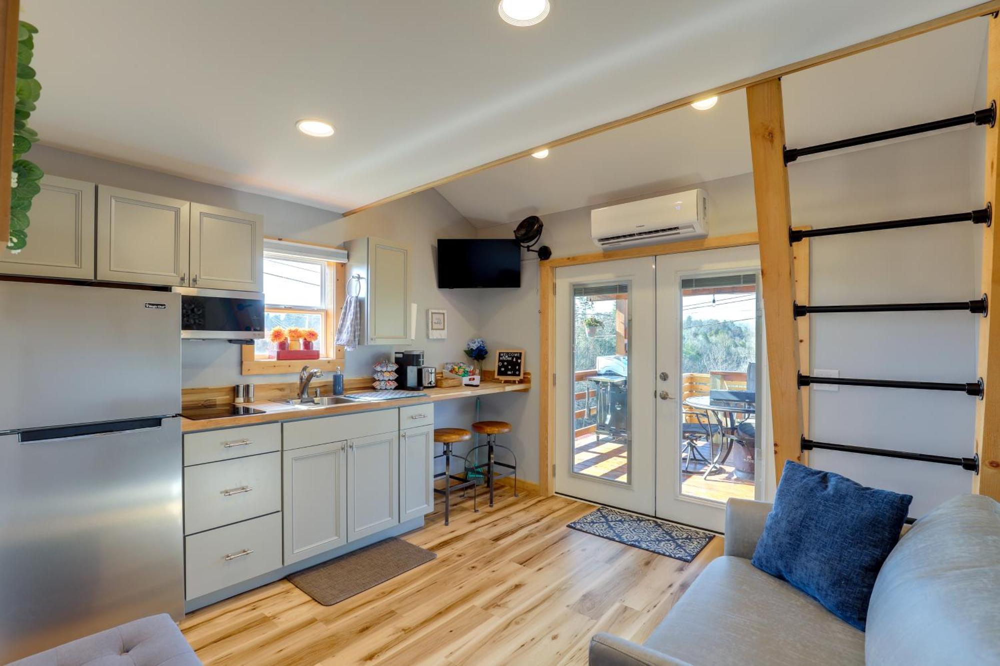 Marshall Studio With Loft, Hot Tub And Views! Ngoại thất bức ảnh